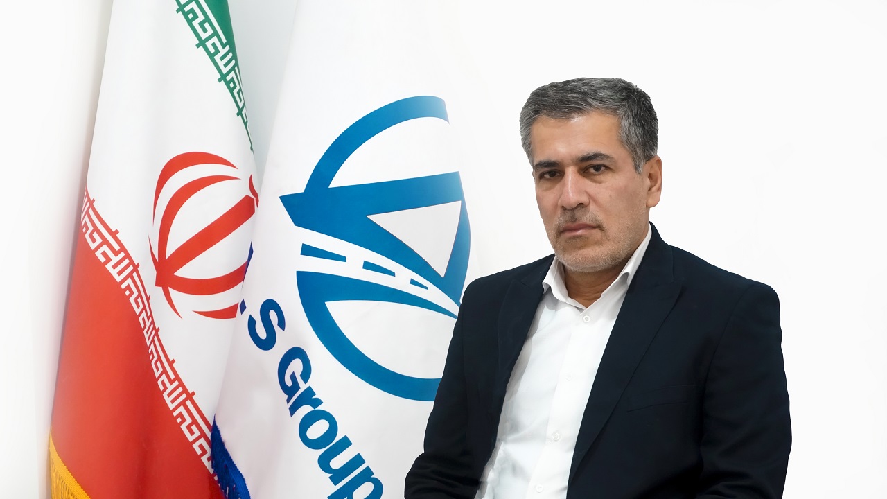 آقای خوئی، کارشناس پشتیبانی و تدارکات